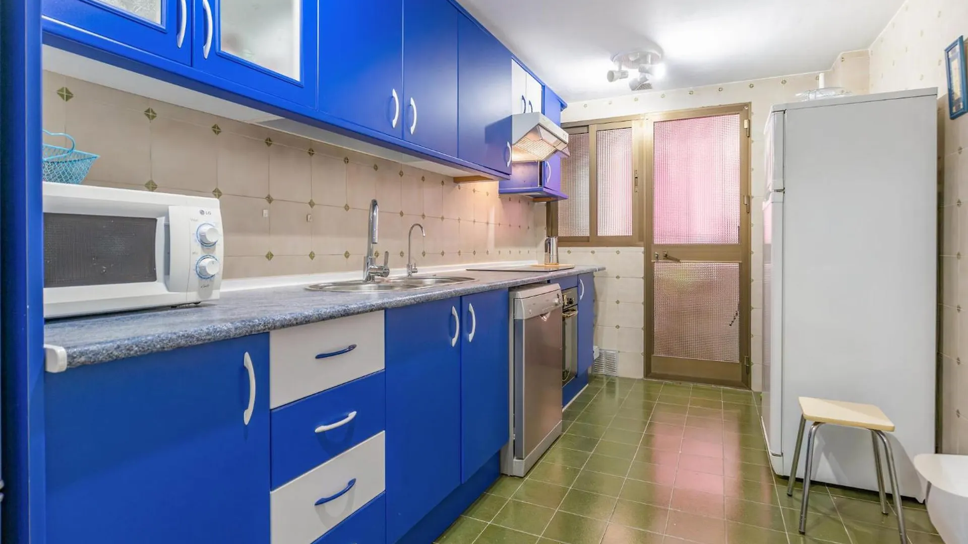 Pet Friendly Apartment In Fuengirola İspanya